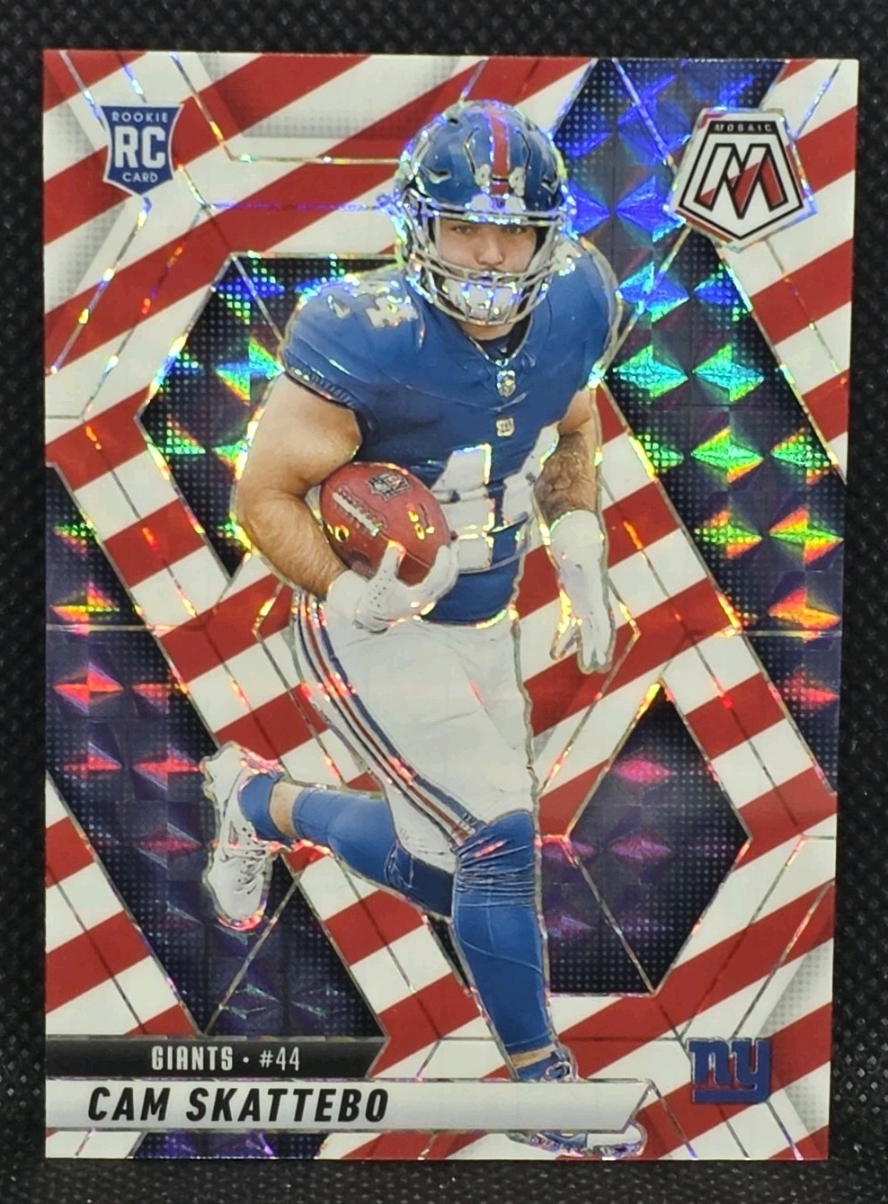 2025 Panini Mosaic Football #305 (Red White Stripe)  CAM SKATTEBO [RC]
