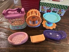 Misc Littlest Pet Shop Accessory Lot