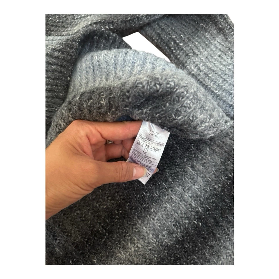 Girl's Youth Old Navy Blue & Gray Ombre Striped Long Sleeve Sweater Size L - Image 3 of 4