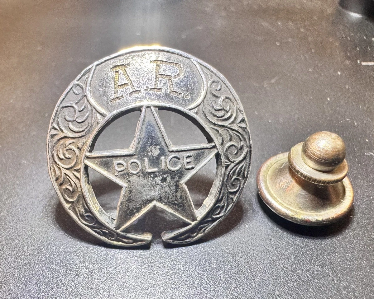 DEAD 激レア USA 50州 ポリスバッジ ピンバッチ ピンバッジ 45州 Collectible Obsolete US Police Badges for sale | eBay