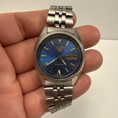 VTG Seiko 5  7009-8740 Automatic Stainless Steel Blue Dial Watch -Working- READ