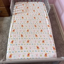 Vtg Disney Winnie The Pooh Piglet Honey Bee Fitted Baby Crib Sheet