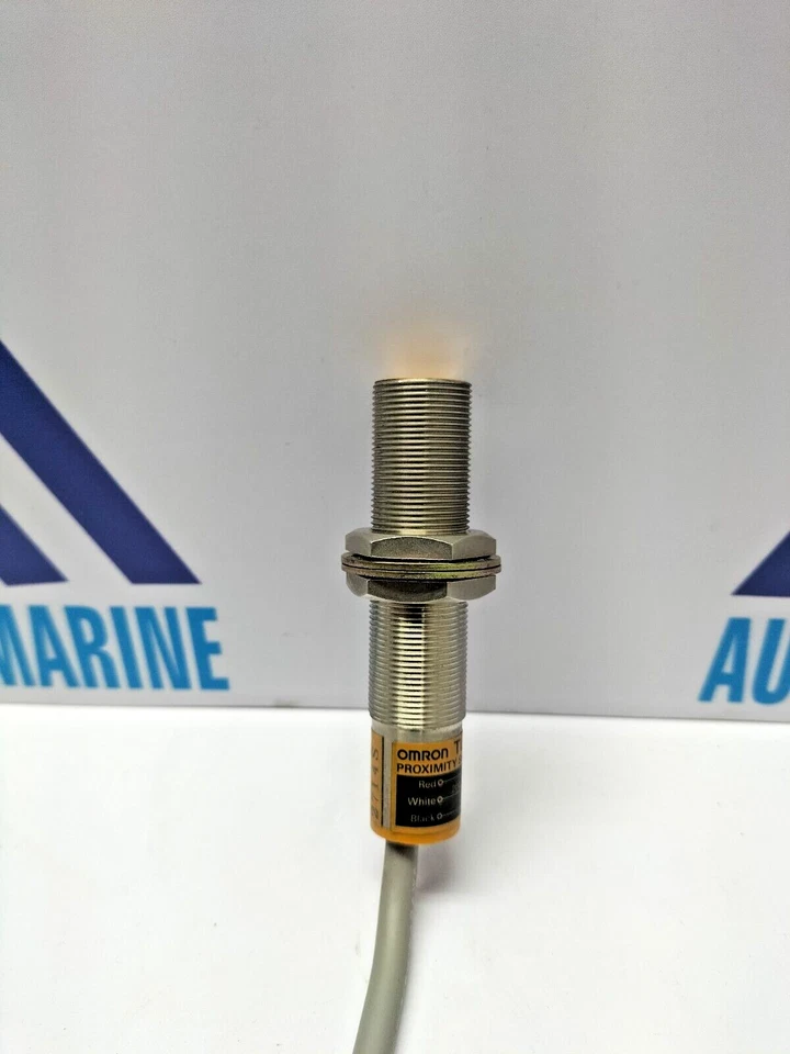 Omron TL-XP5P B Proximity Sensor Switch - Image 2 of 4