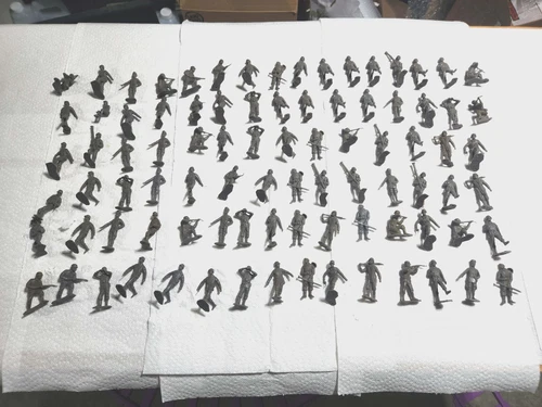 86 MARX BATTLEGROUND / DESERT FOX DARK GRAY GERMAN SOLDIERS FINE