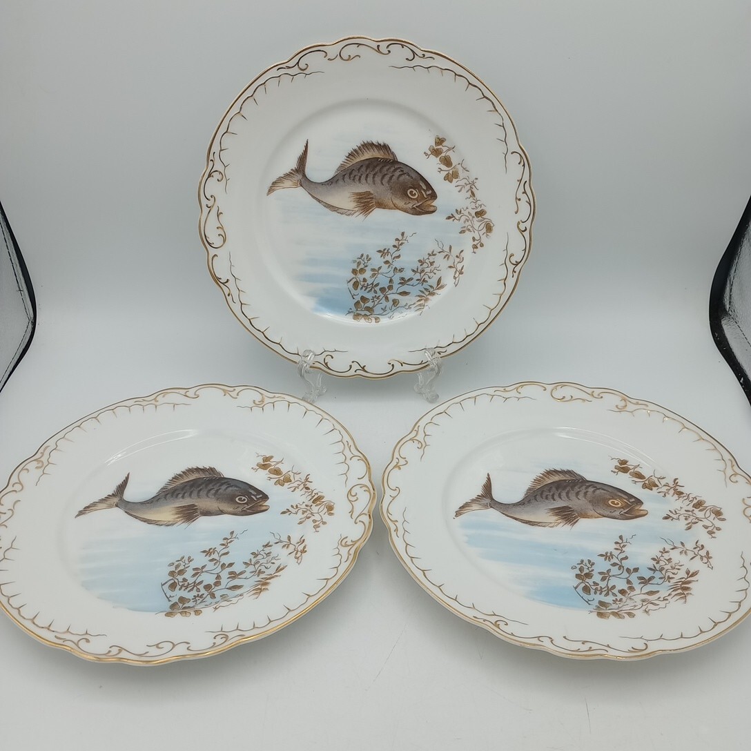 ANTIQUE CARLSBAD AUSTRIA Set Of Floral Fish Plates 1/8