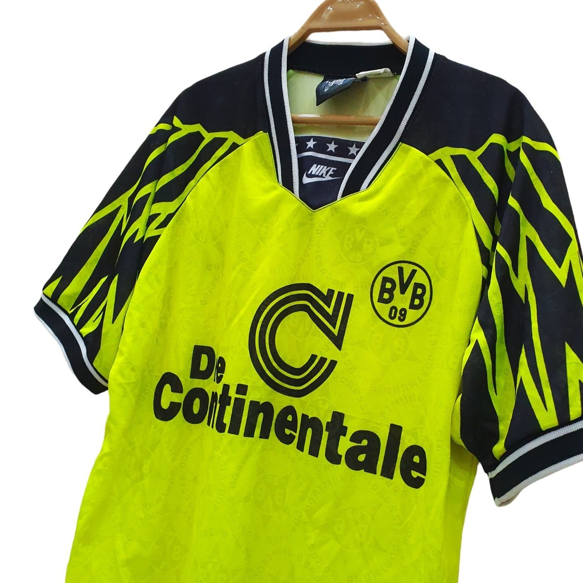 Vintage Borussia Dortmund 1994-95 Home Shirt Bvb Nike Vintage Borussia Dortmund 1994-95 Home Shirt Bvb Nike