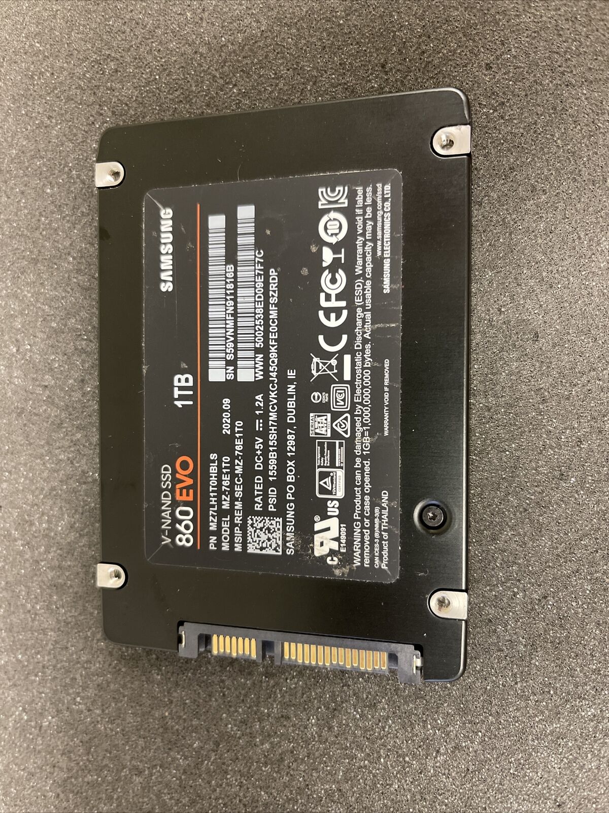 Samsung 860 Evo 1tb Internal 2 5 Inch Mz 76e1t0b Am Solid State Drive For Sale Online Ebay