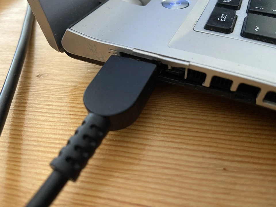 Lenovo Z51-70 i7 Laptop, i7-5500U CPU, 8GB RAM, 1TB HDD - Image 3 of 4