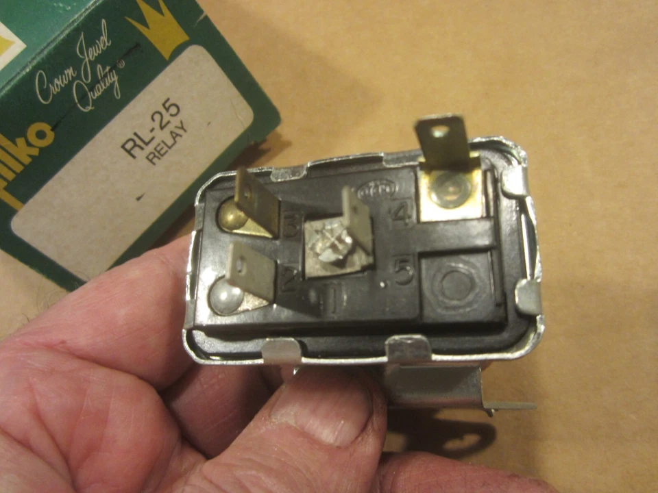 1973 - 1976 Buick Models Electra Riviera Century A/C Auto Control Relay NORS - Image 2 of 3