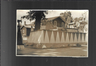 OWEGO NY VINTAGE PHOTO KIES SODA BOTTLING WORKS PARADE FLOAT 1940s 50s Tioga Co