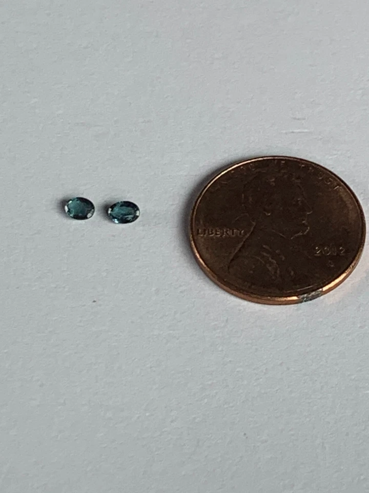 Andy's Gem Garage Sale - Natural Alexandrite - Matched Oval .23ct June Special - Image 2 of 4