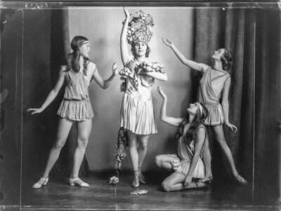 Grete Wiesenthal and her students in Die Windsbraut 1924 OLD PHOTO