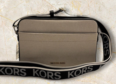 NWT MICHAEL KORS MAEVE LG EW PCKT XBODY CANVAS NATURAL / BLACK MSRP $258.00
