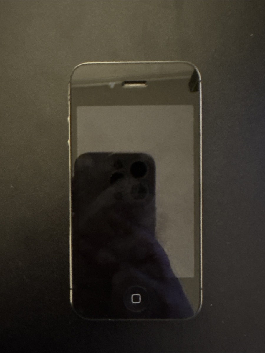 iPhone 4 8GB Black iOS 6.1.3 | eBay