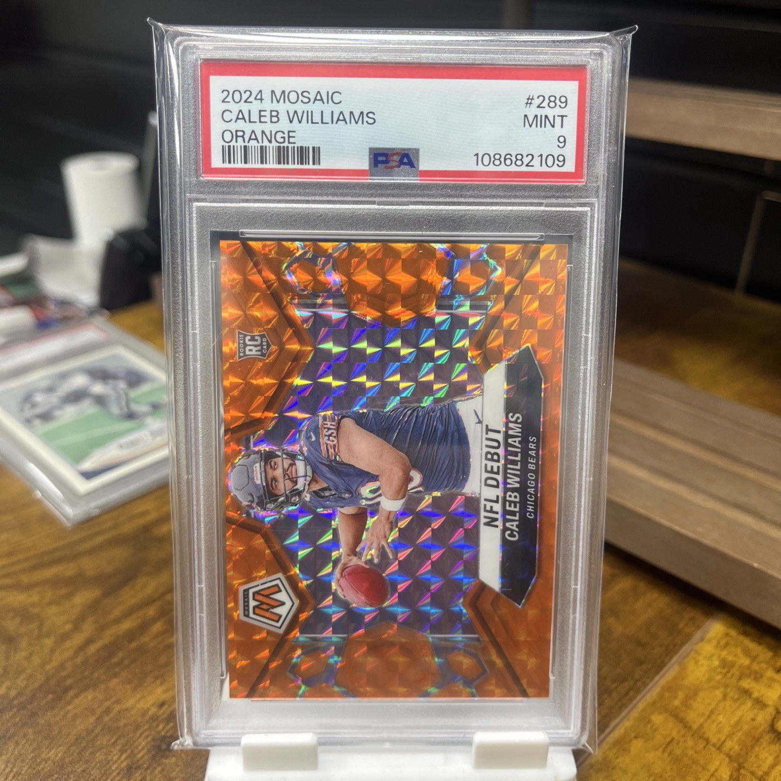 2024 Panini Mosaic PSA 9 Caleb Williams #289 Orange Mosaic Prizm /199 (RC)