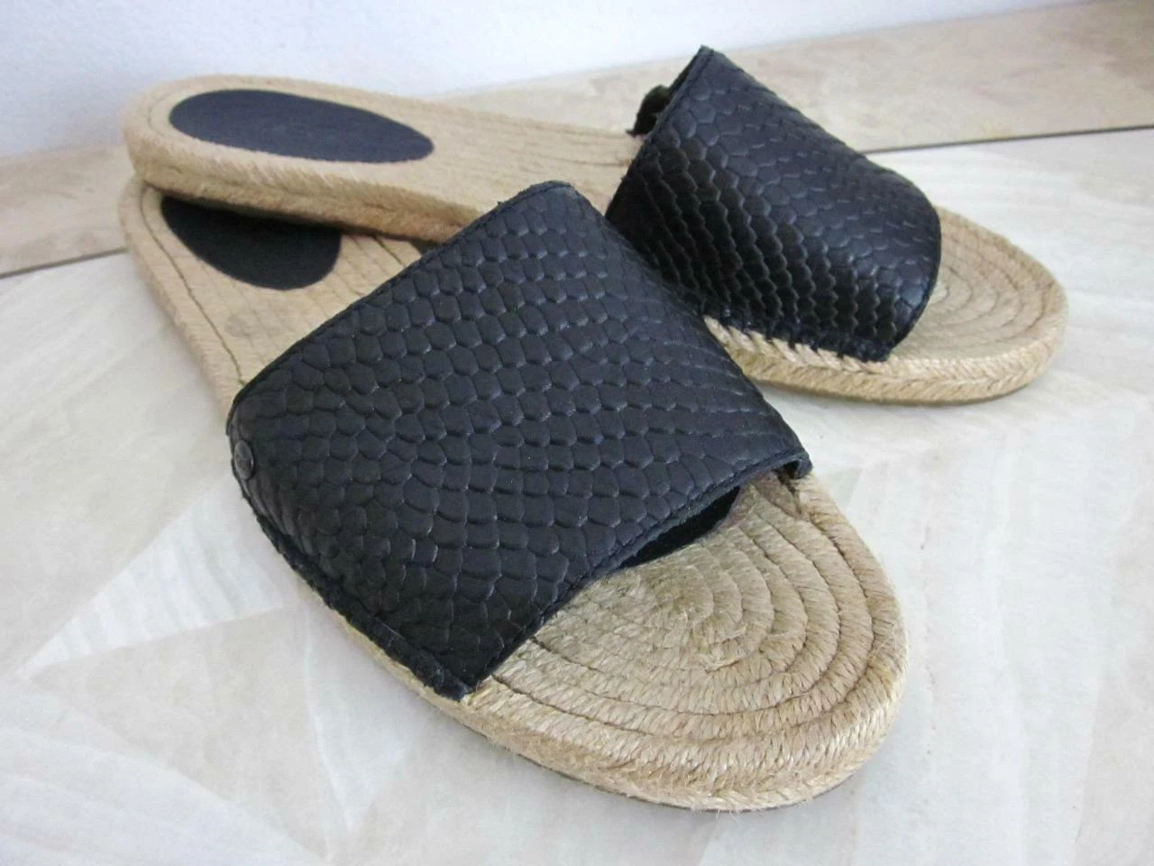 Sandali UGG Australia donna ciliegia esotici slides SKU: 1011192 NERI taglia 7