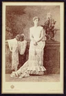Cabinet Photo Aristocratic Lady with Fan, Fashion, Wien, Othmar v. Turk (2876)