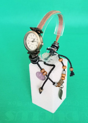 Sehr schöne Hippi Chic Quarz Damen Armbanduhr in guter Erhaltung