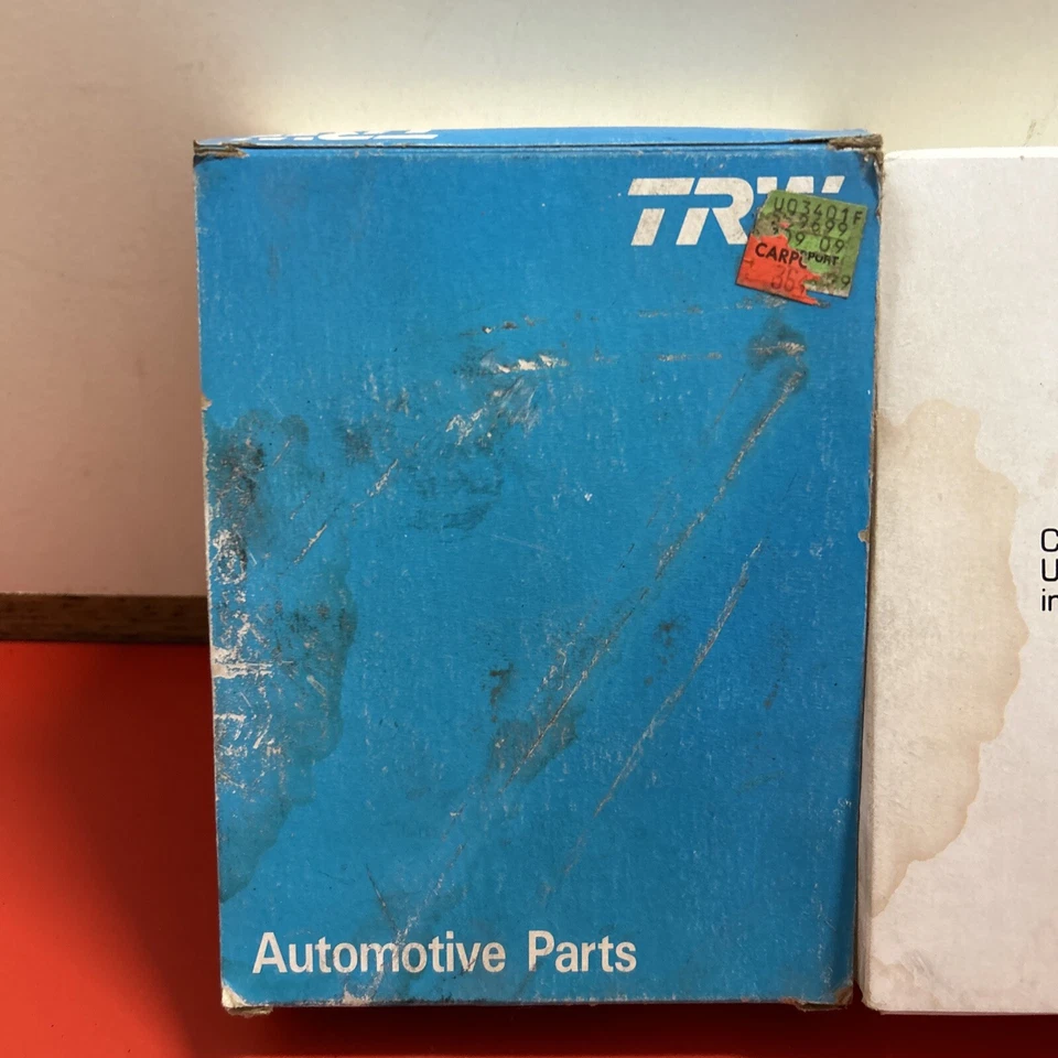 Cojinete principal del cigüeñal del motor TRW MS2829P-10 4400M 10, MB556AM Chevrolet GMC Foto 2 de 4