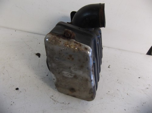 Suzuki GP100 Airbox - Picture 2 of 4