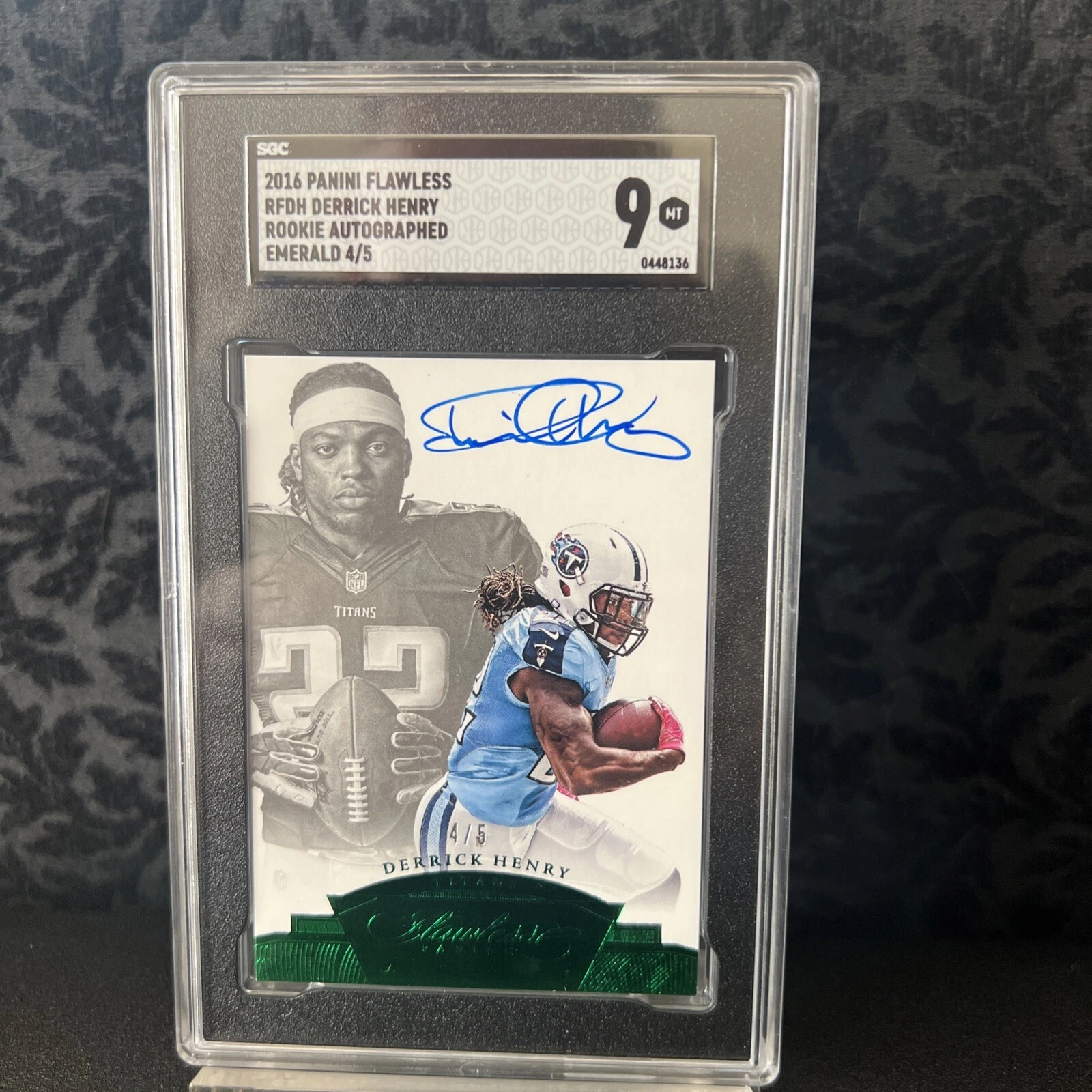 Derrick Henry Panini Flawless Rookie Flawless Signature #RFDH Base