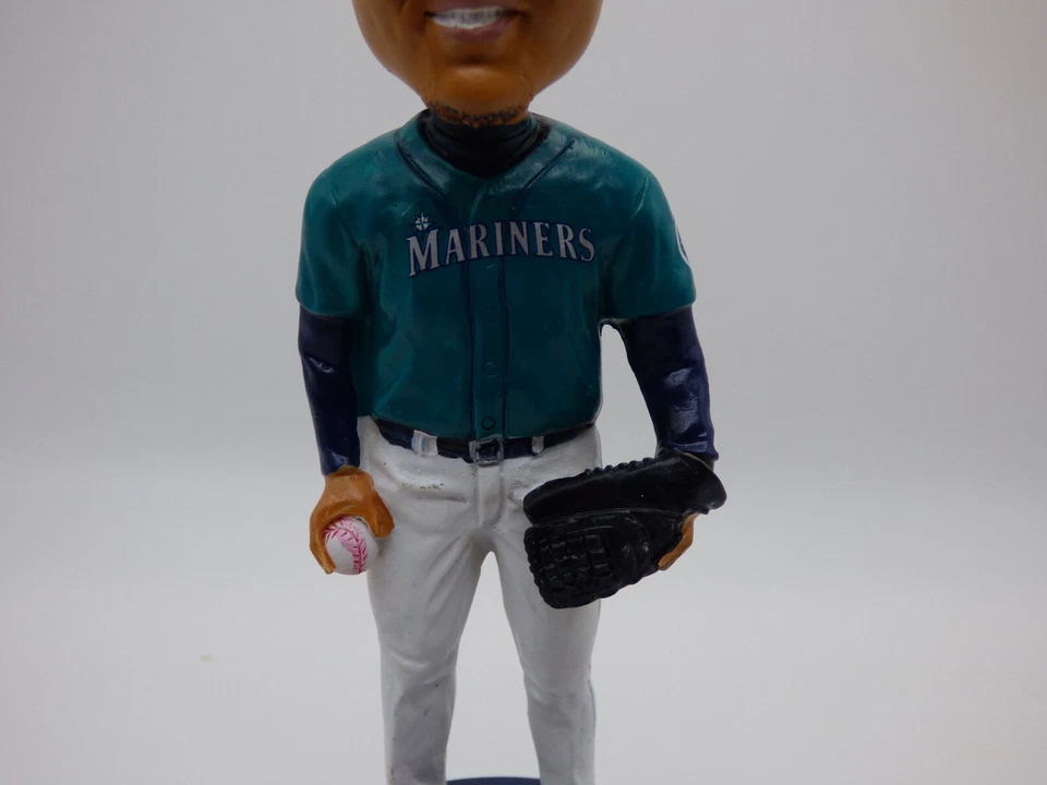 Seattle Mariners - 2014 Bobblehead SGA - Felix Hernandez - Image 4 of 4