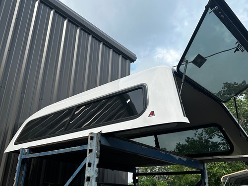 LEER 180 Camper Shell 14-18 Chevy/GMC 8’ Bed white in color | eBay