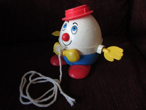Fisher Price Humpty Dumpty Pull Toy 736 Vintage Plastic Toy