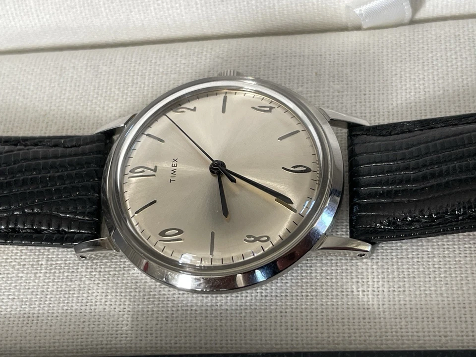 Reloj Timex Marlin Plateado Hombre - Reedición Años 60 TW2R47900ZV Foto 4 de 4