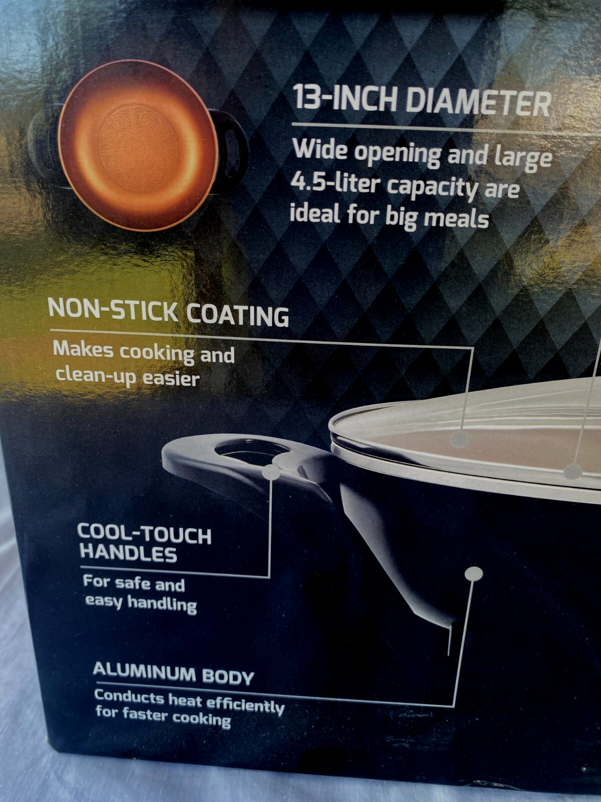 OVENTE Electric Wok with Non-Stick Coating, 13" Family-Sized Skillet SK3113CO