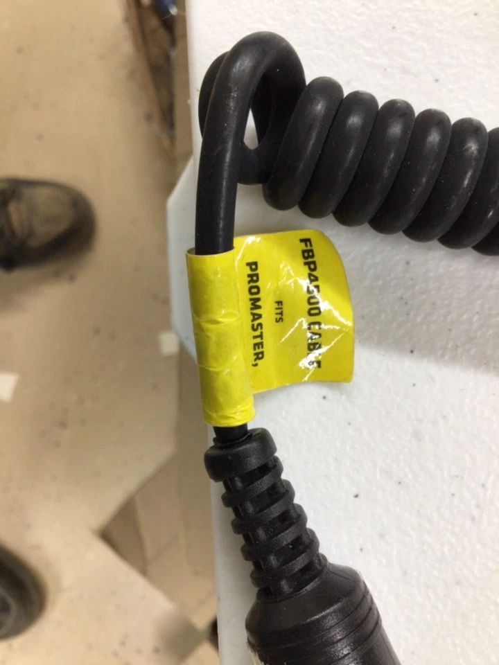 ProMaster FBP4500 Power Cable for Canon/ProMaster - Image 4 of 4