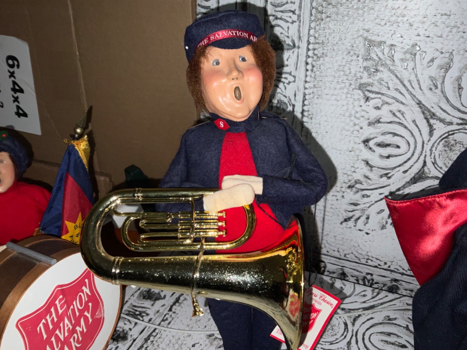 BYERS CHOICE LTD SALVATION ARMY CAROLERS SET OF 10 KETTLE & DRUM