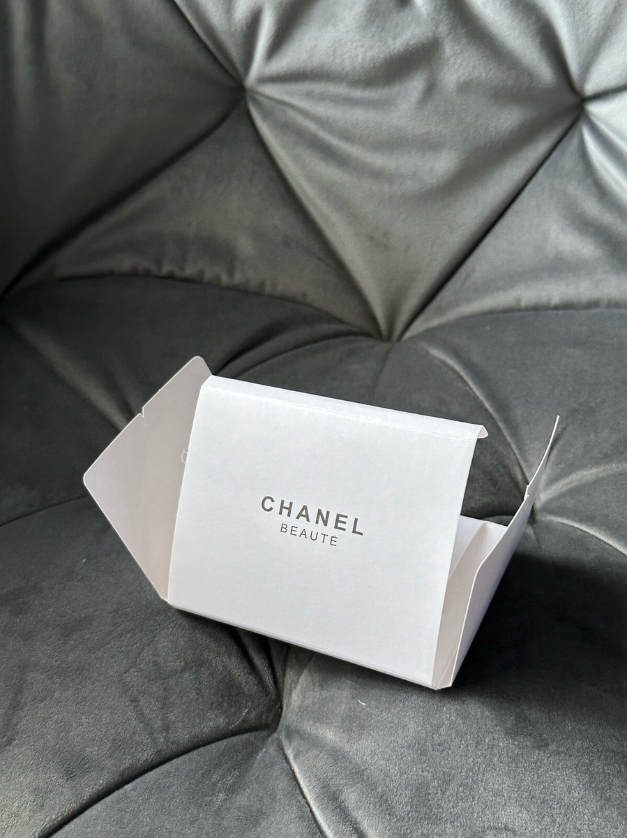 CHANELノベルティBOX シャネル ラコレクション ビューティーBOX ノベルティ - メルカリ