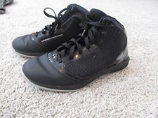 BOYS Under Armour BLACK YOUTH 6Y hi tops BASKETBALL SHOES euc