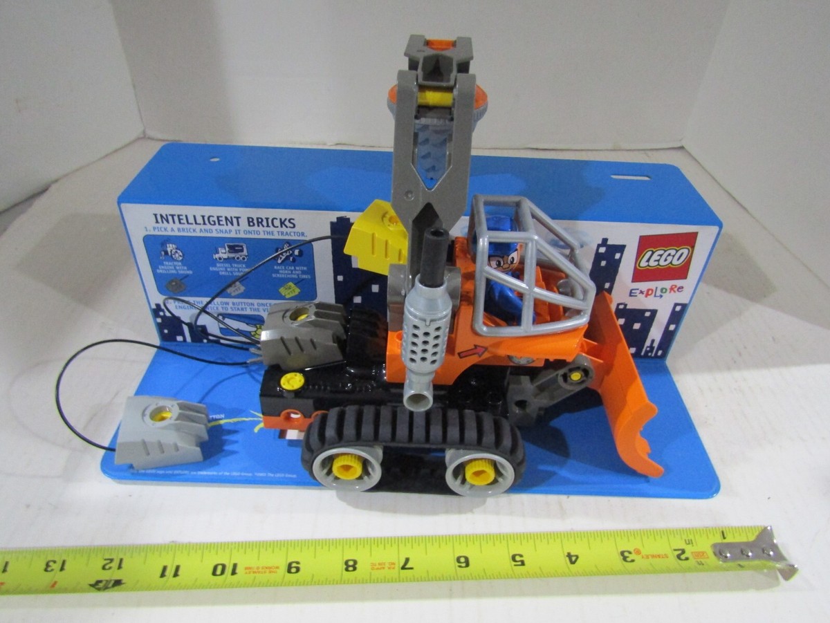 RARE LEGO STORE DISPLAY INTELLIGENT BRICKS LEGO EXPLORE CONSTRUCTION TOY  TRUCK