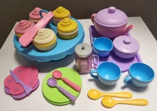 Play Food  ~ Quality Pretend Cupcakes ~ Tea Party w/Pot Cups Saucers Utensils ++