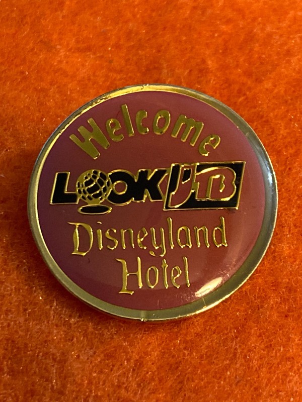 1943    Disneyland Hotel - Welcome LookJTB