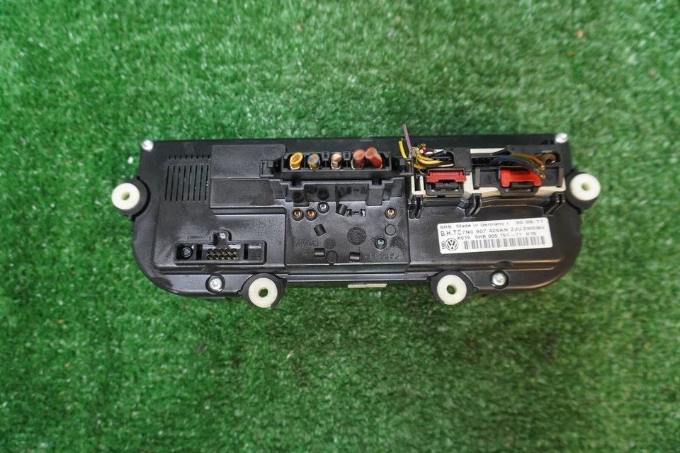 Volkswagen CC 2012 control de CA OEM H01B39012 Foto 3 de 4