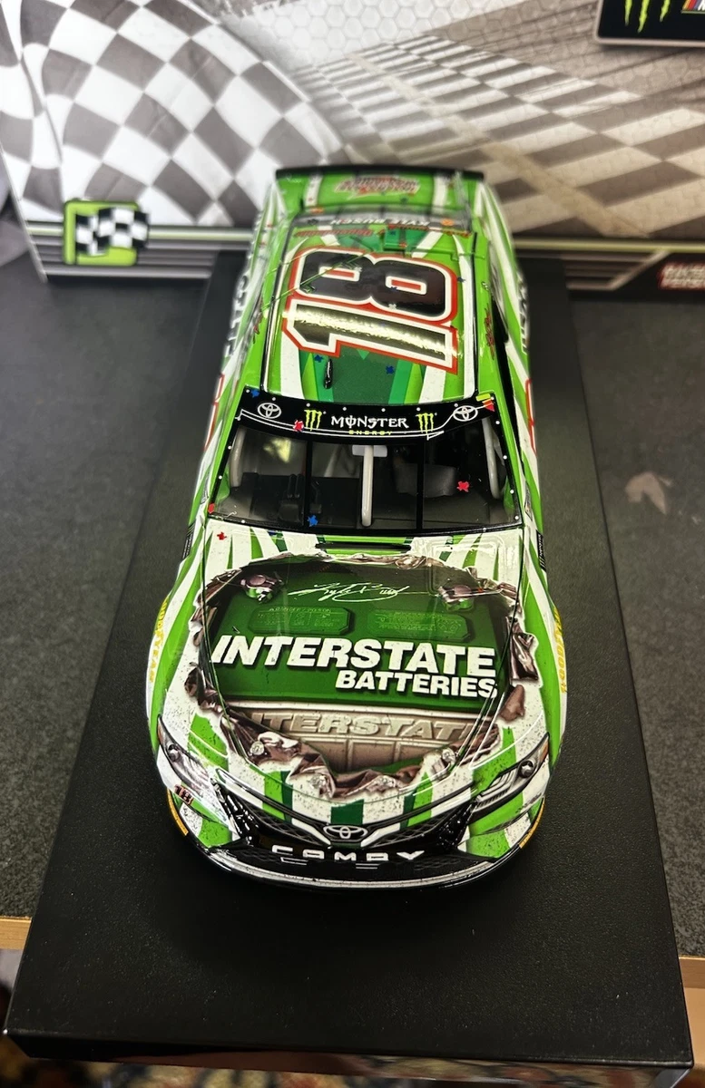 Toyota Diecast NASCAR Racecars 1:24 Kyle Busch Diecast Racing Cars