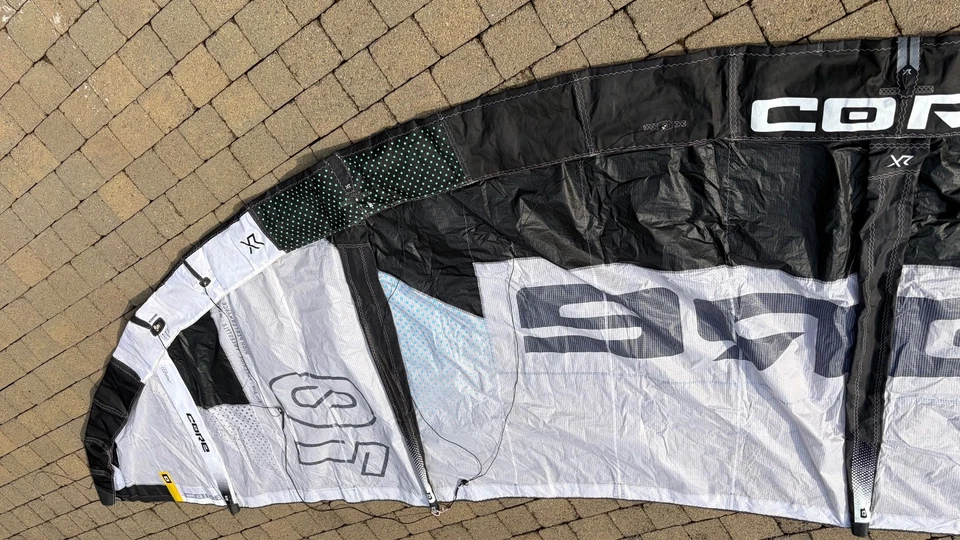 Core XR8 Kitesuring Kite 10m in fantastischem Zustand - Bild 2 von 4