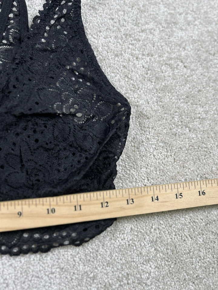 Sujetador lencería No Boundaries Bralette para mujer de encaje medio suave inalámbrico elástico Foto 2 de 4
