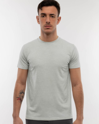 esntls t shirt