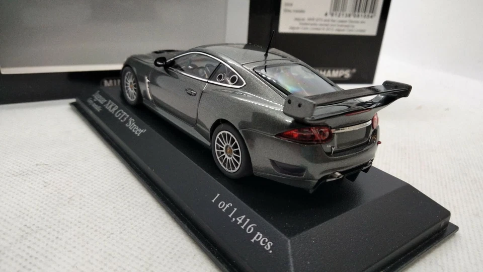 Minichamps JAGUAR XKR GT3 "STREET" EDIZIONE LIMITATA 1 di 1416 pz SCALA 1:43 - Immagine 4 di 4
