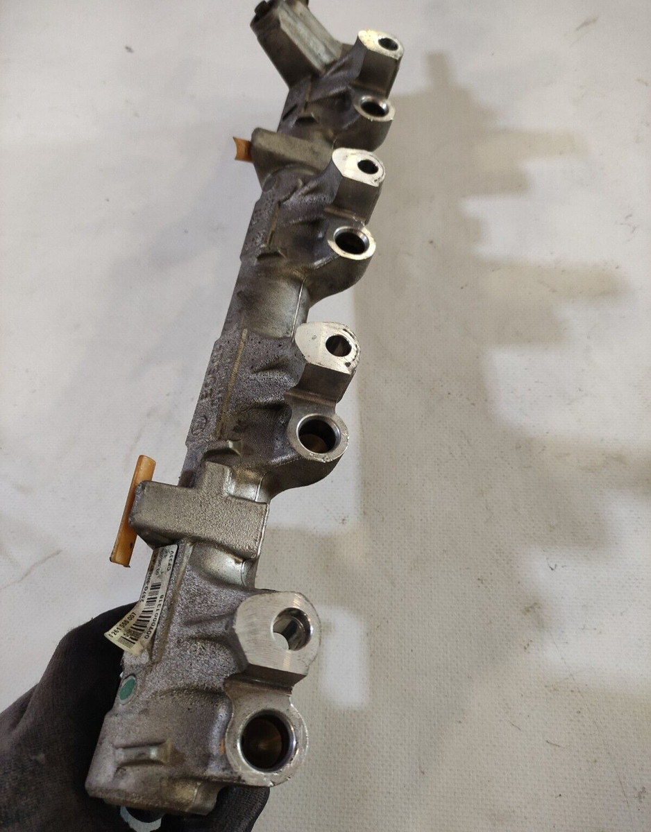 Ford Mondeo MK3 1.8 SCI 2005 Einspritzleiste Injektoren  