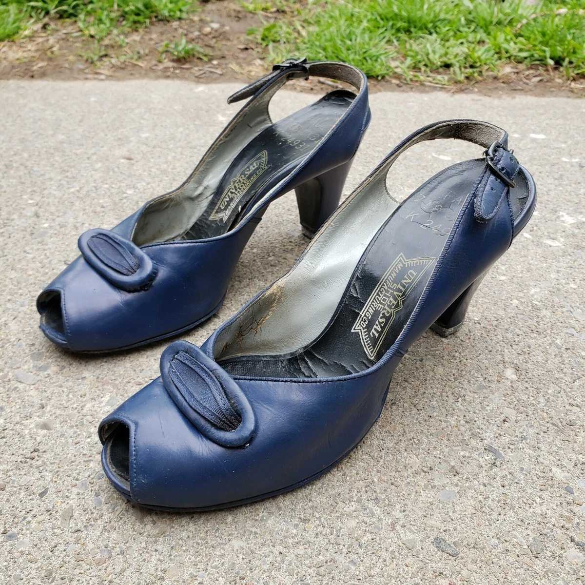 Blue vintage heels 2025