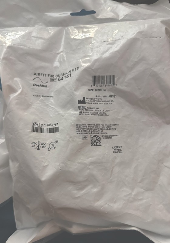 Lot Of 2- Res Med MEDIUM64151 AirFit F30 Cushion - Clear - Sealed