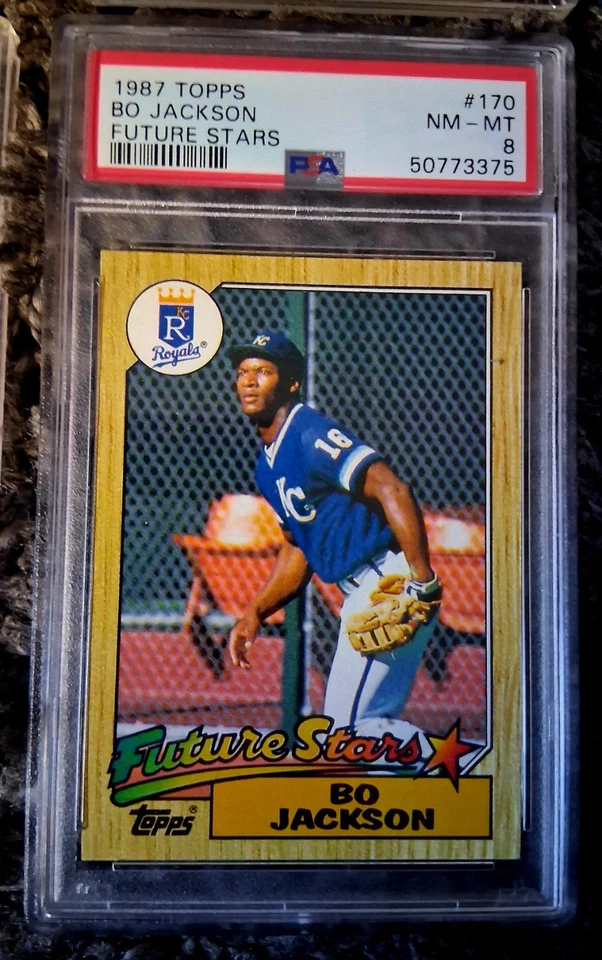 🔥HUGE LOT OF (13) +(2)HIGH END SPORTS CARDS GRADED, JORDAN, BO JACKSON,🔥 - Image 3 of 4