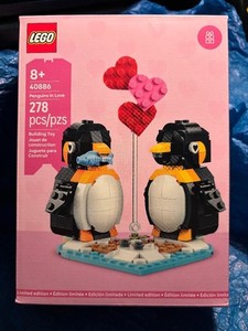 LEGOS LIMITED EDITION PENGUINS IN LOVE SET #40886 Lego Store NEW UNOPENED IN BOX