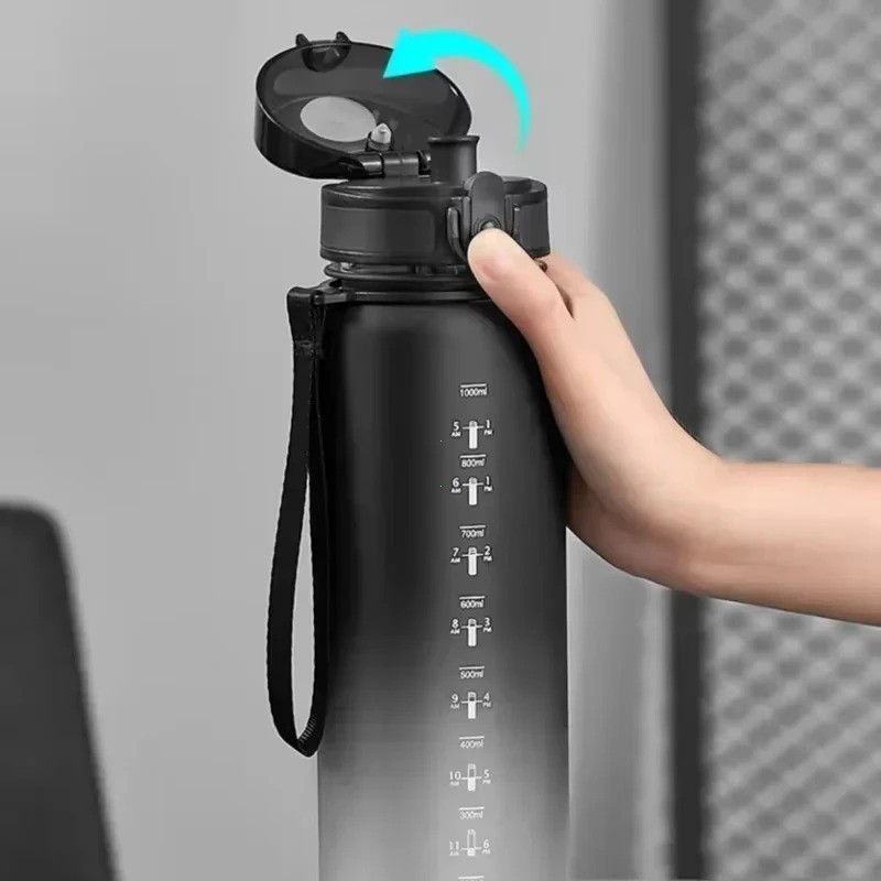 Large Capacity Portable Fitness Drink Bottle