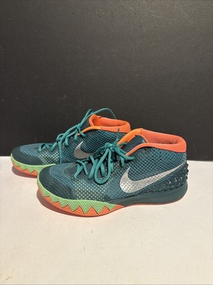 Size 10- Nike Kyrie 1 Flytrap - 705277-313